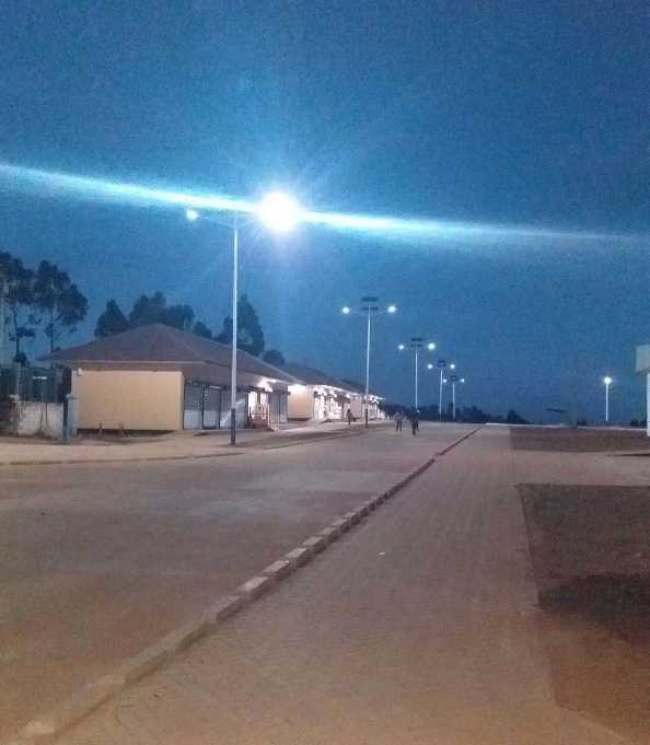 曲江区非洲科特迪瓦太阳能路灯工程
